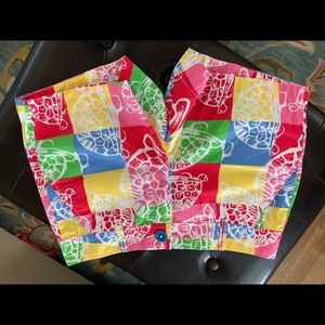 Lilly Pulitzer Callahan Shorts in Turtle Print
